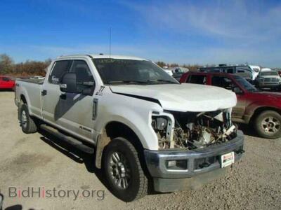 2017 Ford F350, белый — VIN 1FT8W3BT5HEB42532, Copart