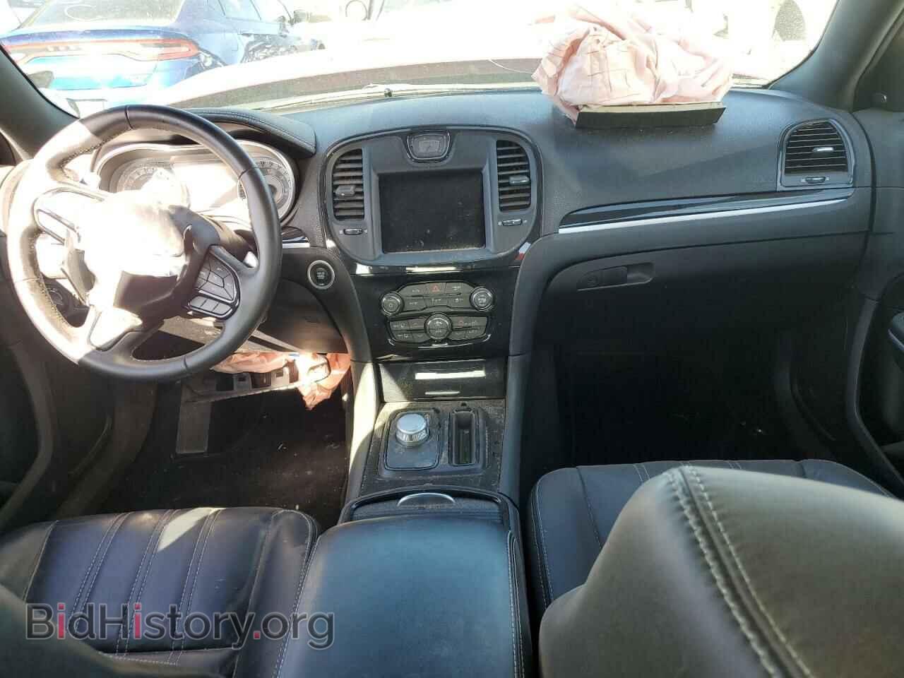 2021 CHRYSLER 300 - VIN: 2C3CCABG8MH585386 - Фото 8