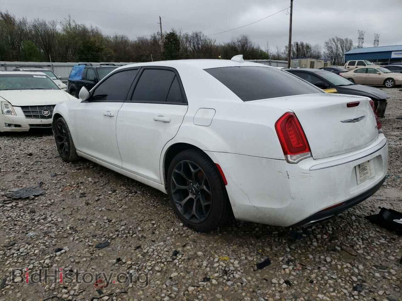 2016 CHRYSLER 300 - VIN: 2C3CCABG6GH349114 - Фото 2