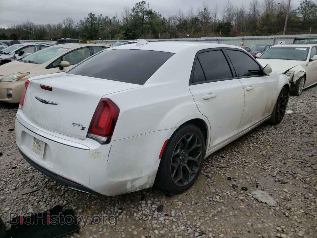 2016 CHRYSLER 300 - VIN: 2C3CCABG6GH349114 - Фото 3