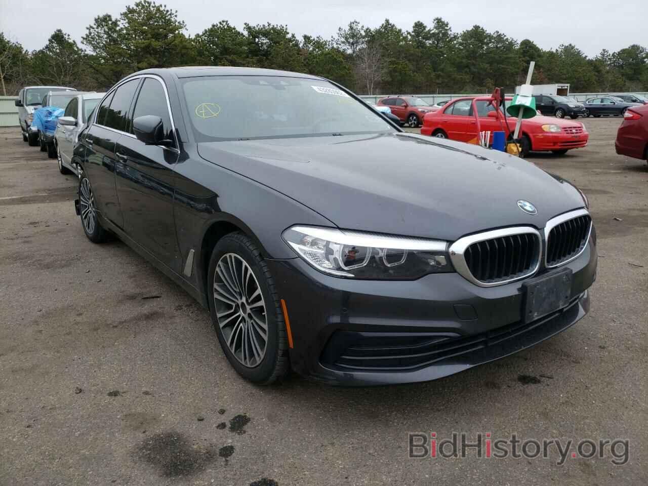 Photo WBAJA7C52KG911553 - BMW 5 SERIES 2019