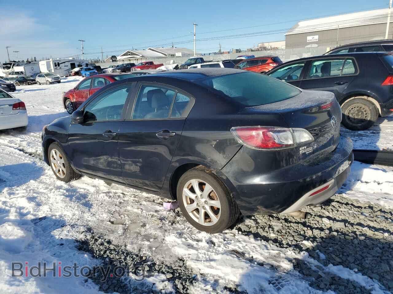 2011 MAZDA 3 - VIN: JM1BL1UFXB1462017 - Фото 2
