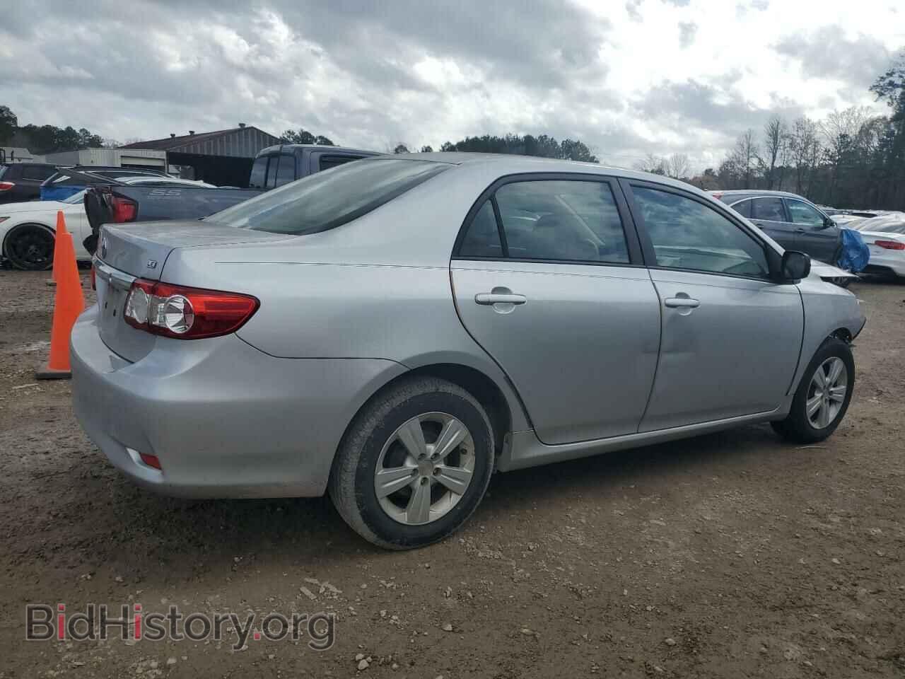 2011 TOYOTA COROLLA - VIN: JTDBU4EE8BJ093498 - Фото 3