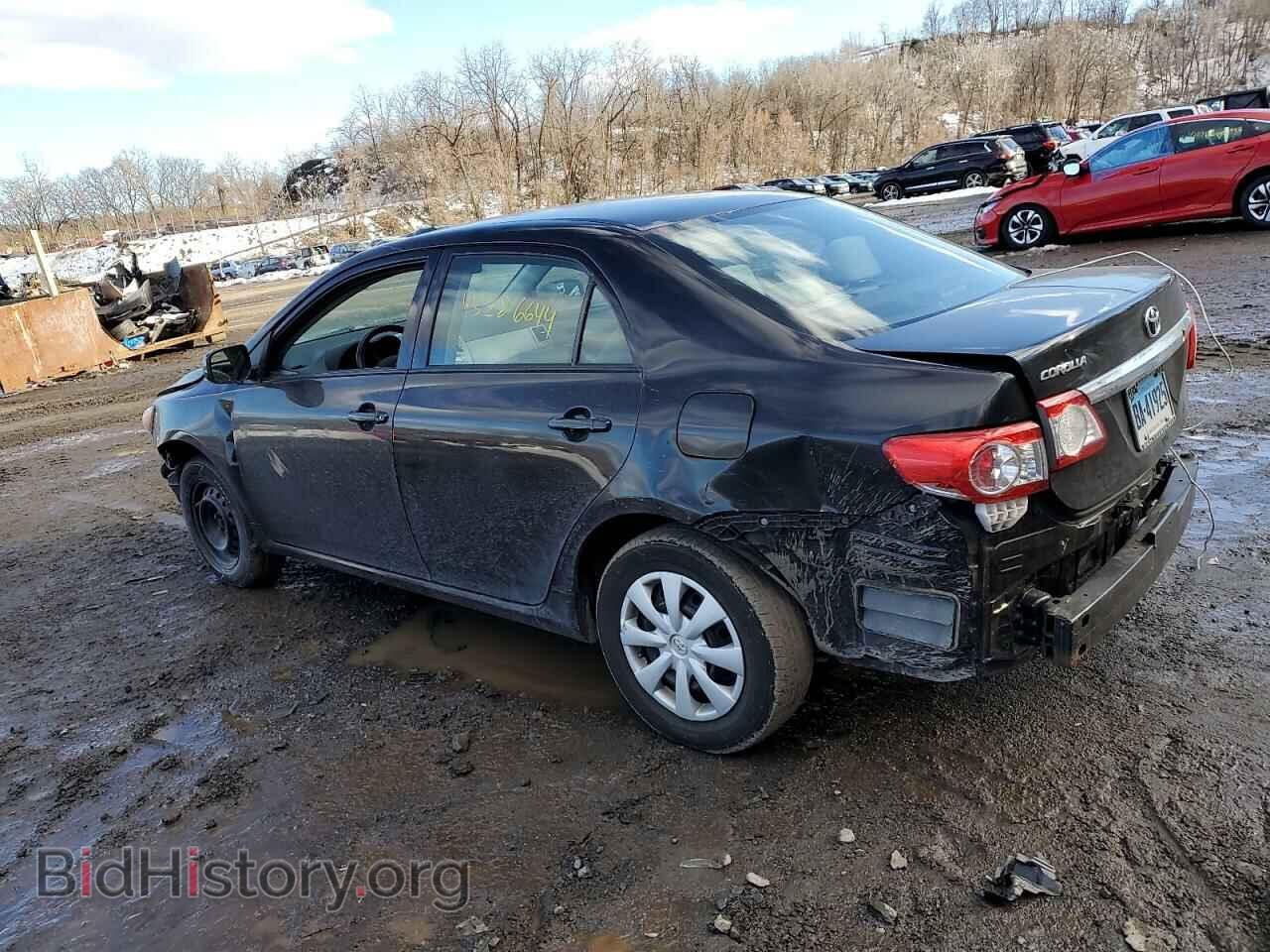 2011 TOYOTA COROLLA - VIN: 2T1BU4EE4BC642111 - Фото 2