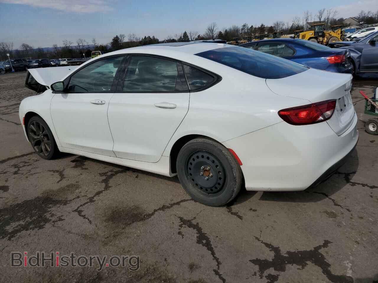 2015 CHRYSLER 200 - VIN: 1C3CCCBBXFN541898 - Фото 2