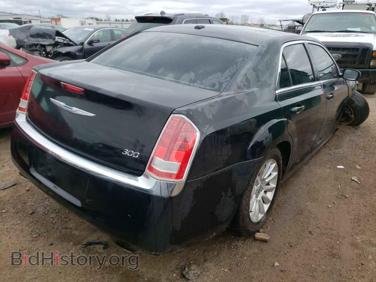 2013 CHRYSLER 300 - VIN: 2C3CCAAG7DH590032 - Фото 4