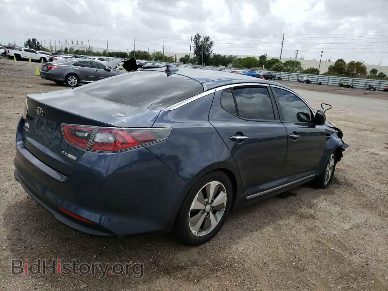 2014 KIA OPTIMA - VIN: KNAGN4AD4E5073131 - Photo 4