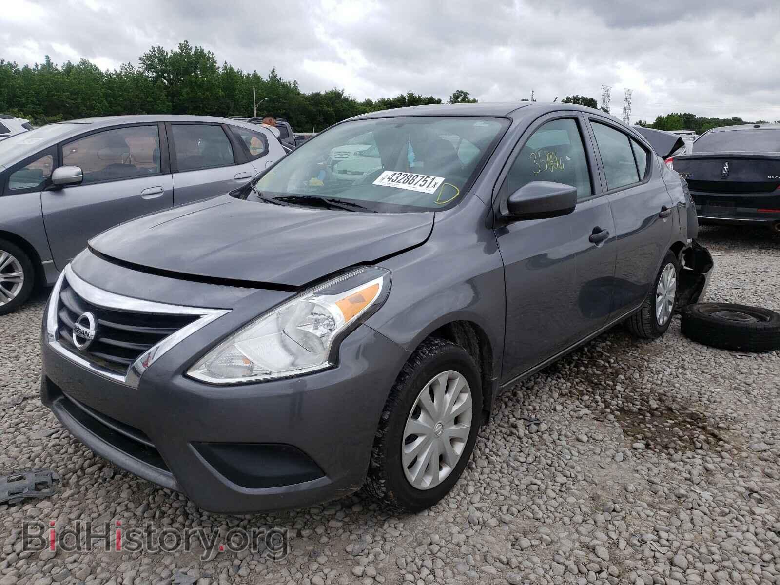 2019 NISSAN VERSA - VIN: 3N1CN7AP3KL833335 - Photo 2