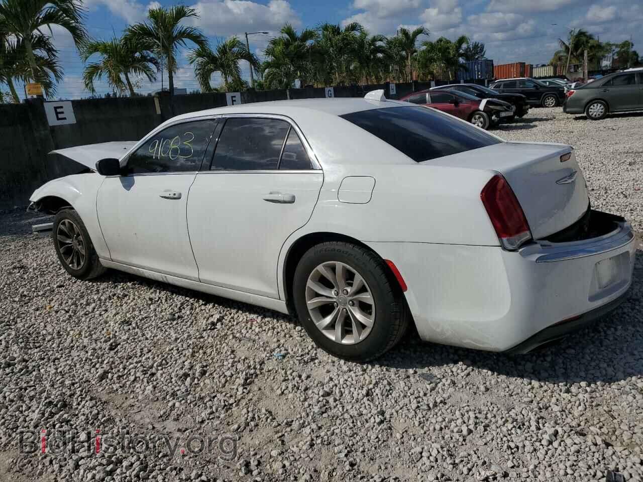 2016 CHRYSLER 300 - VIN: 2C3CCAAG0GH268336 - Фото 2