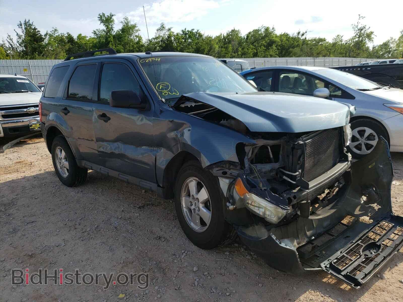 Photo 1FMCU0D72BKC29744 - FORD ESCAPE 2011