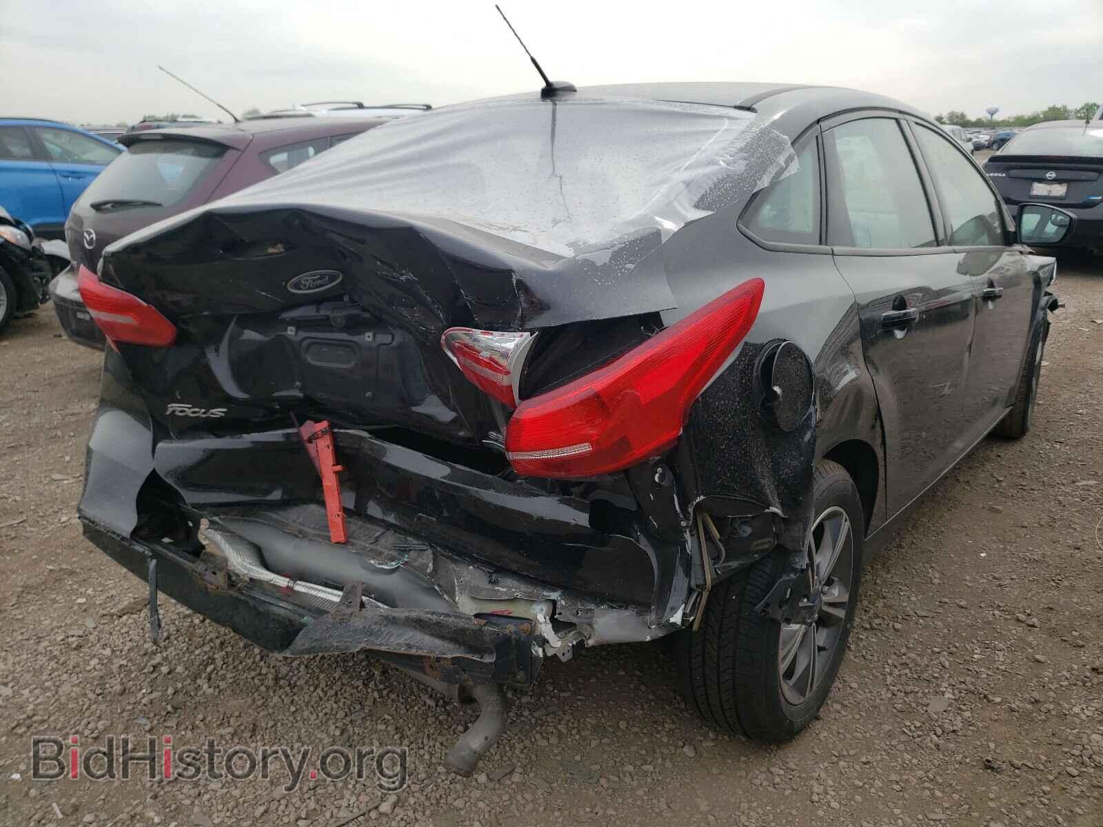 2018 FORD FOCUS - VIN: 1FADP3FE4JL309283 - Photo 4