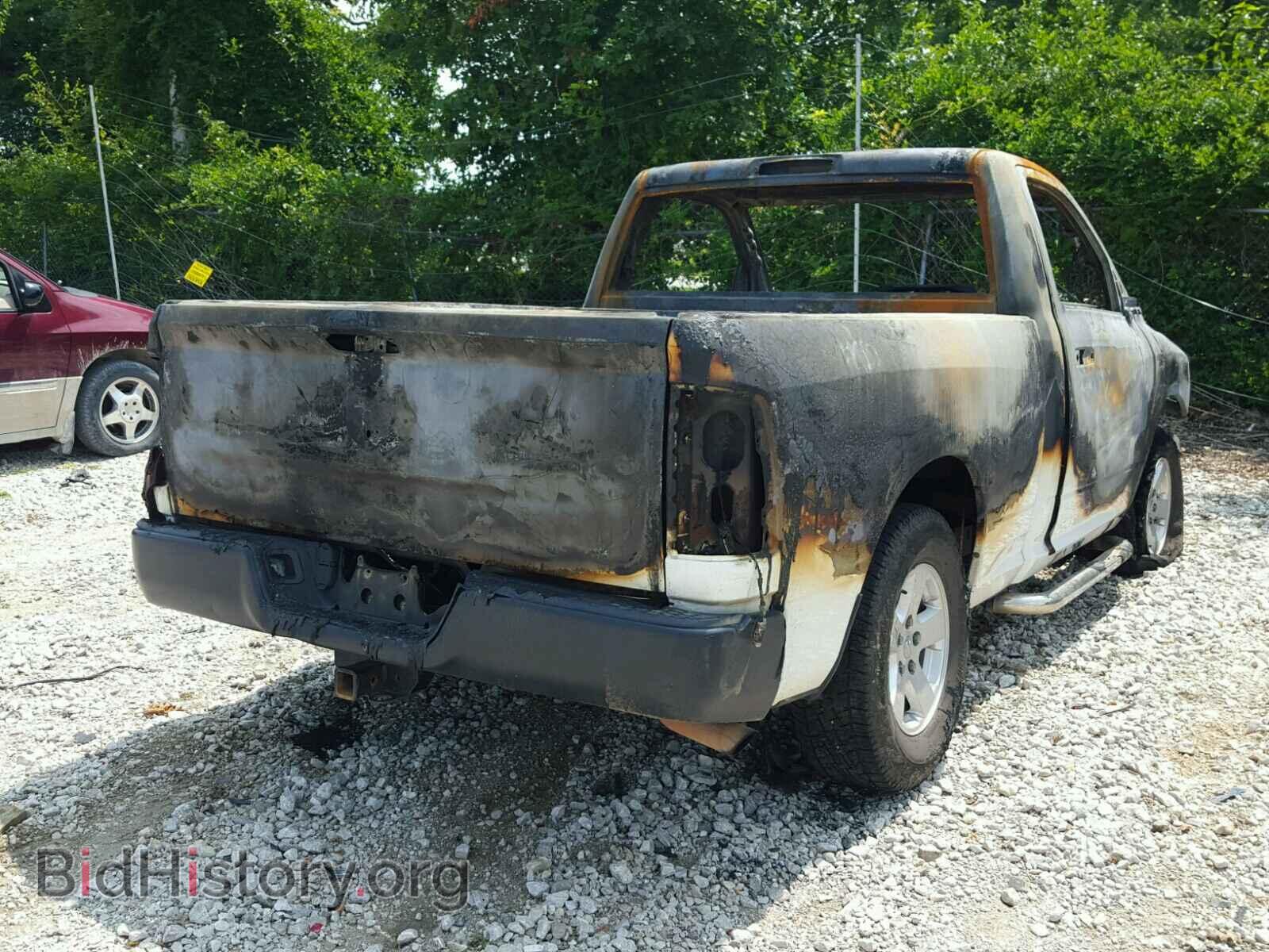 2013 RAM 1500 ST - VIN: 3C6JR6APXDG569651 - Фото 4