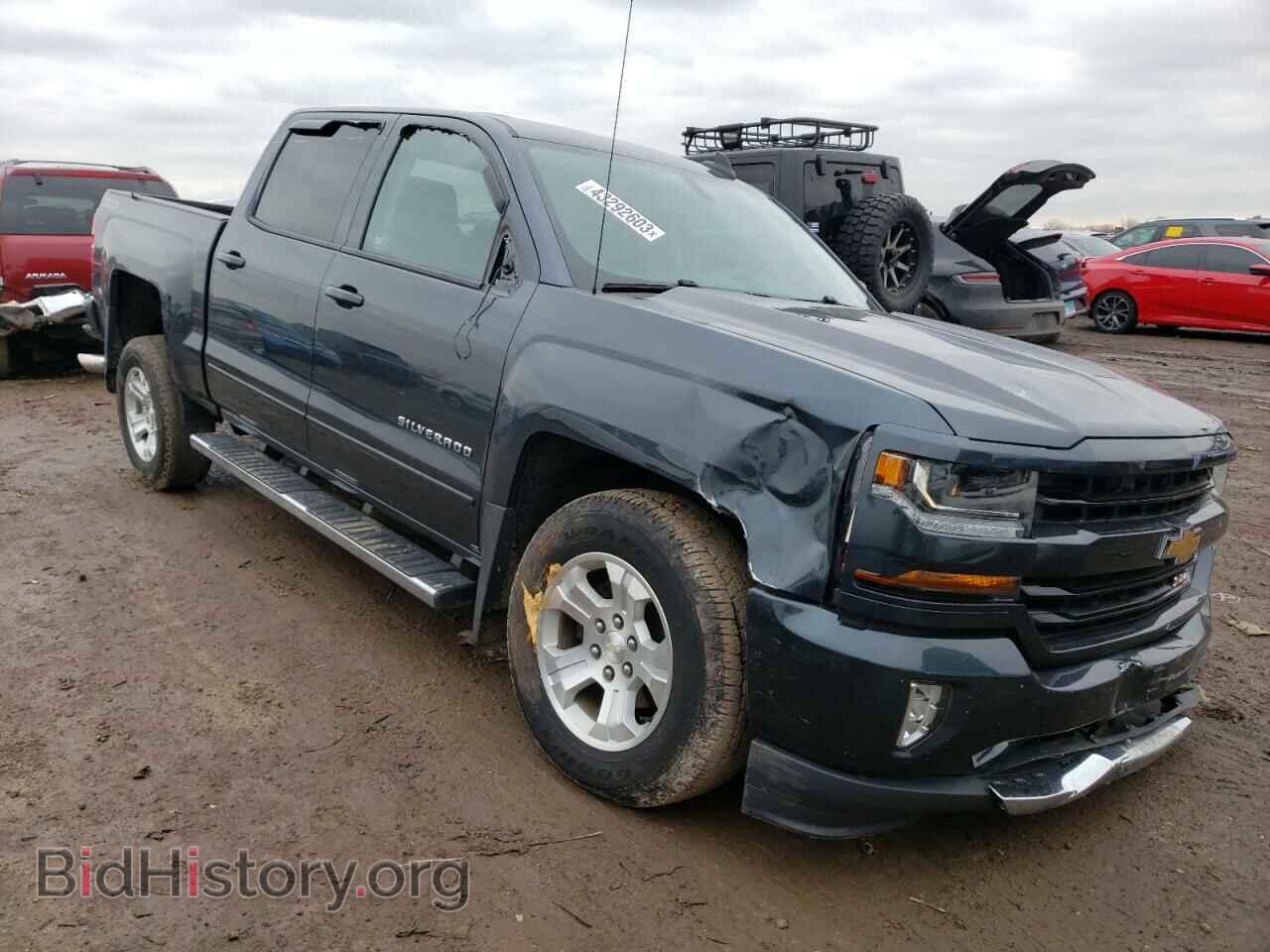 2017 CHEVROLET SILVERADO - VIN: 3GCUKREC5HG335524 - Фото 4