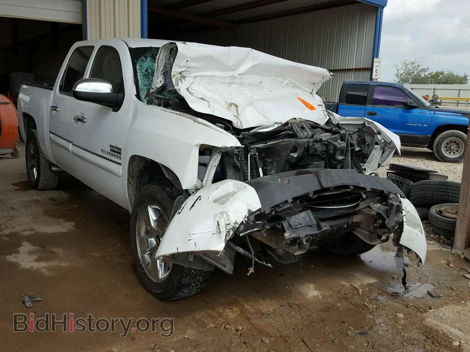 Фотография 3GCPCSE01BG143029 - CHEVROLET SILVERADO 2011