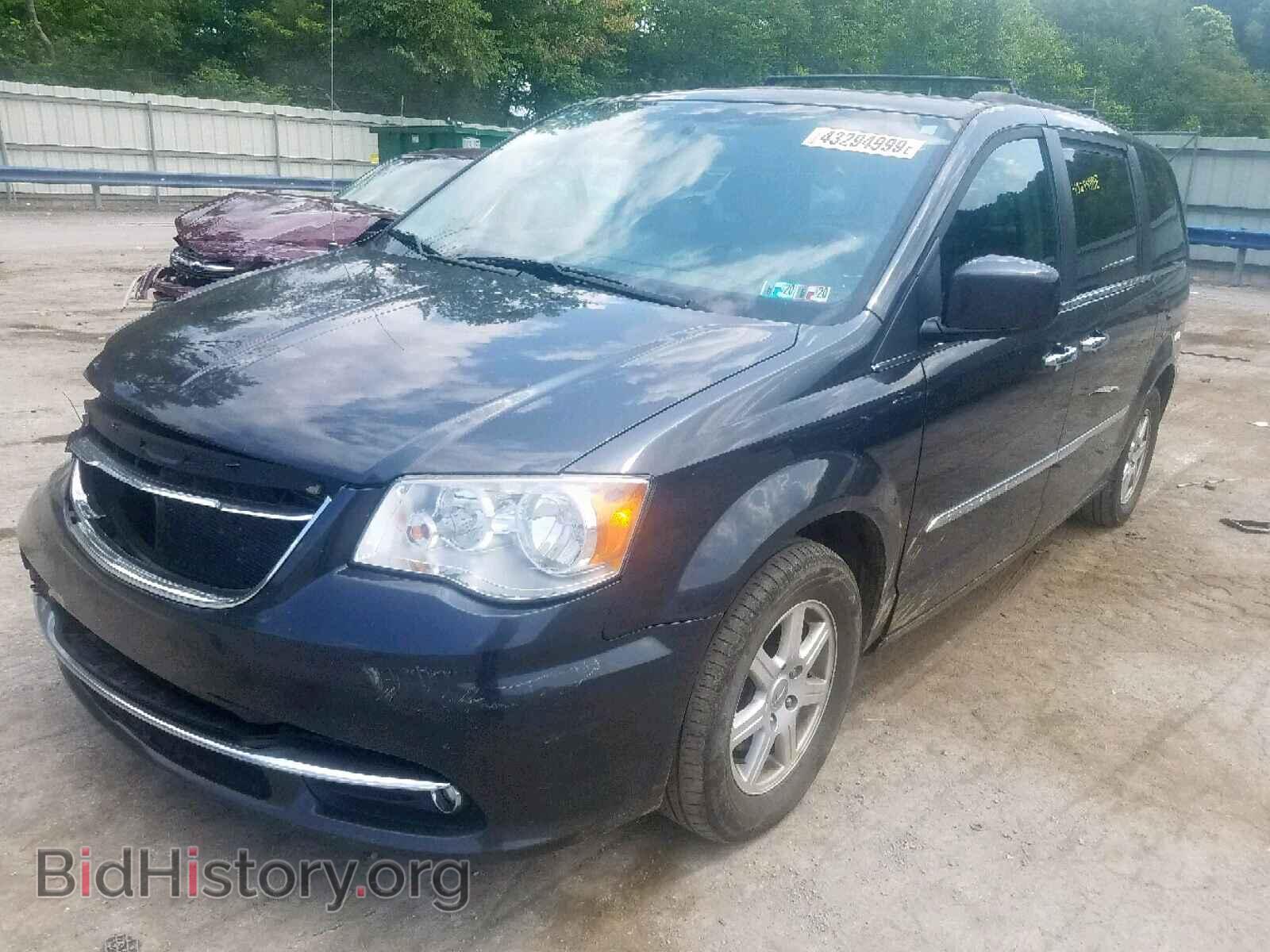 2011 CHRYSLER TOWN & COU - VIN: 2A4RR5DG5BR745539 - Фото 2