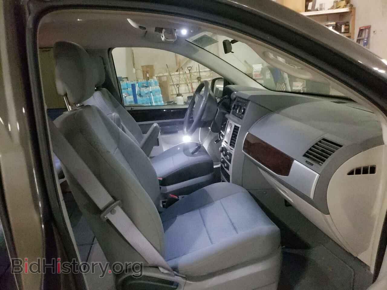 2010 CHRYSLER MINIVAN - VIN: 2A4RR5D15AR399423 - Фото 5