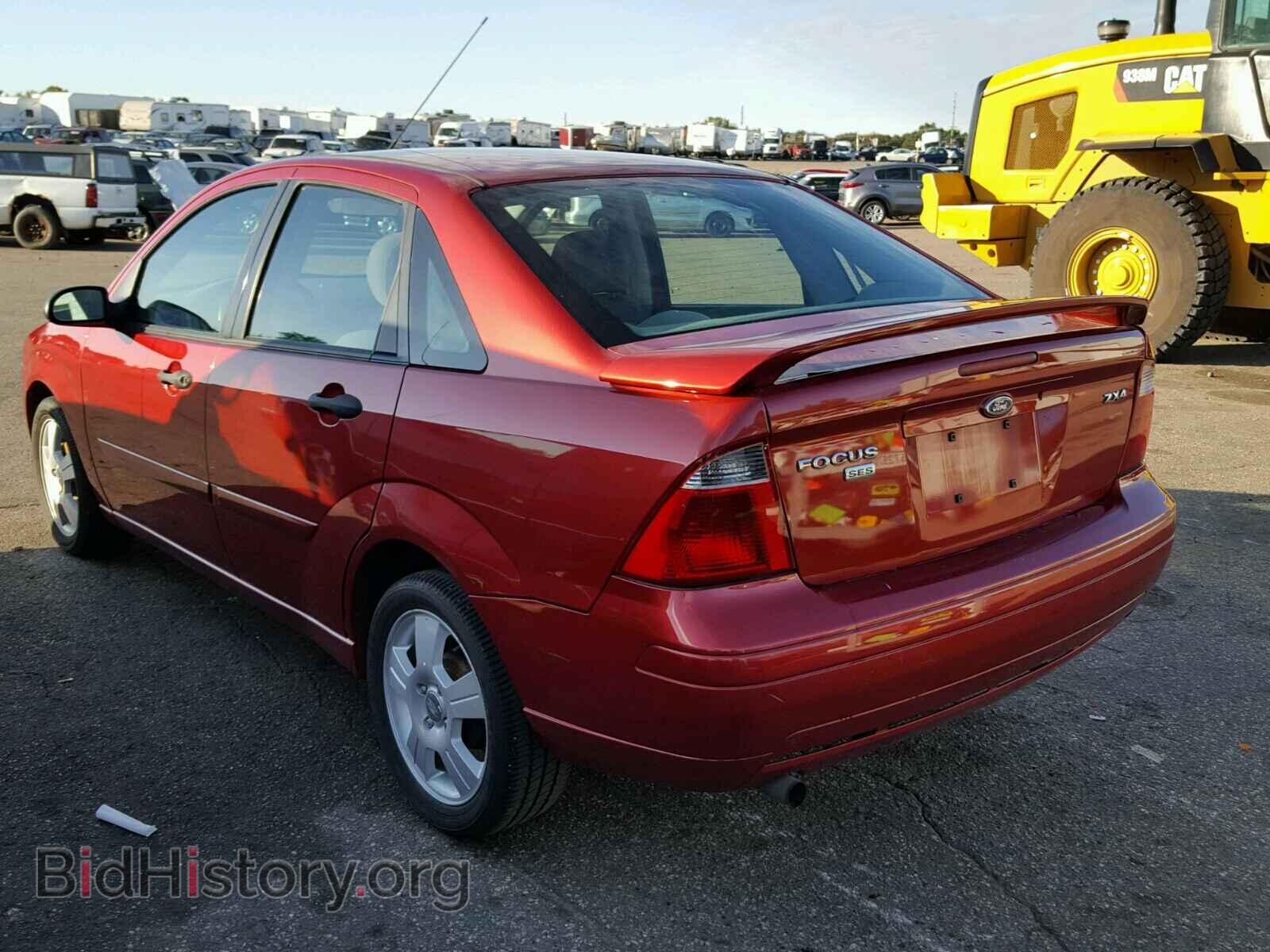 2005 FORD FOCUS - VIN: 1FAFP34N15W307393 - Фото 3