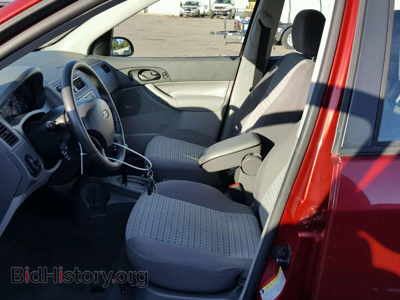 2005 FORD FOCUS - VIN: 1FAFP34N15W307393 - Фото 5