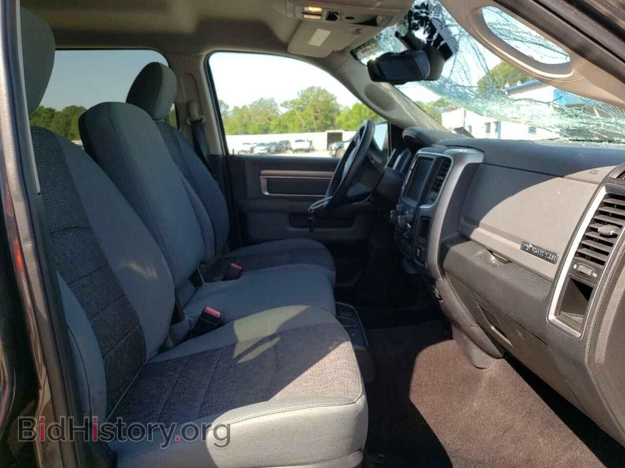 2016 RAM 1500 - VIN: 3C6RR6LT7GG370669 - Фото 5