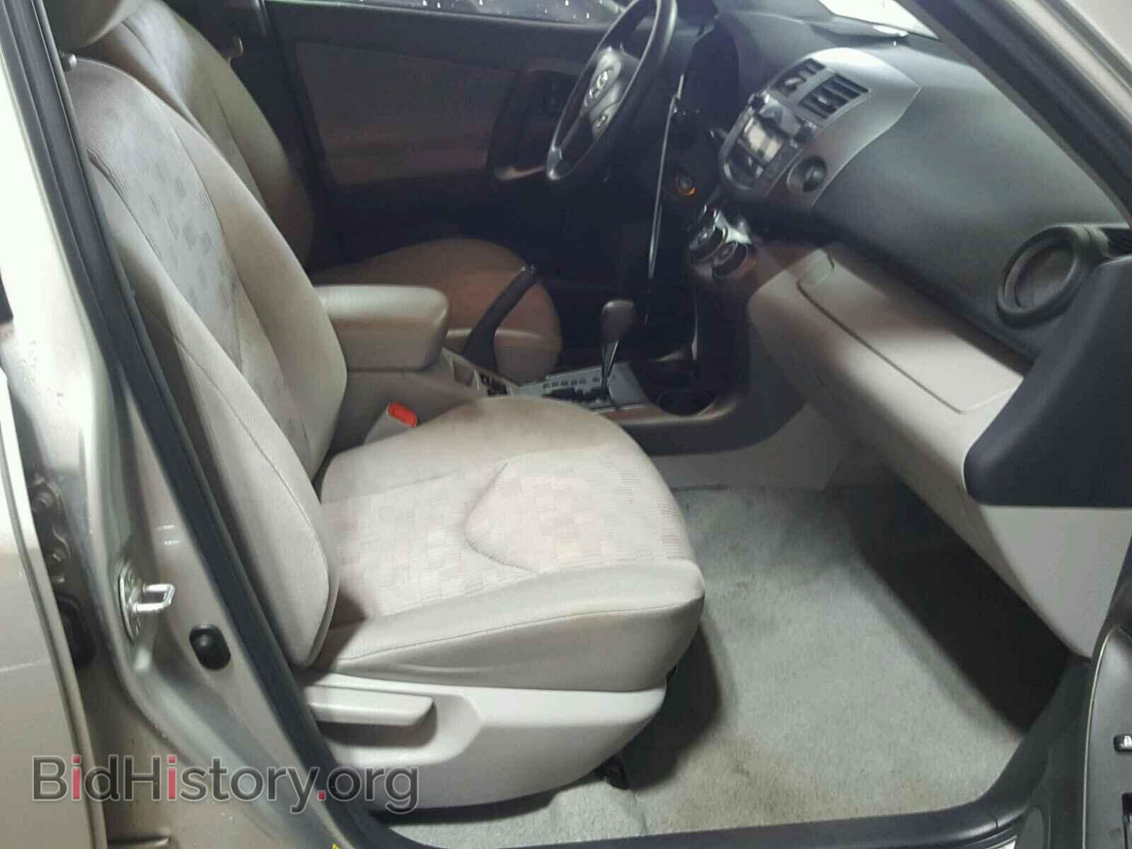 2011 TOYOTA RAV4 - VIN: 2T3BF4DVXBW090549 - Фото 5