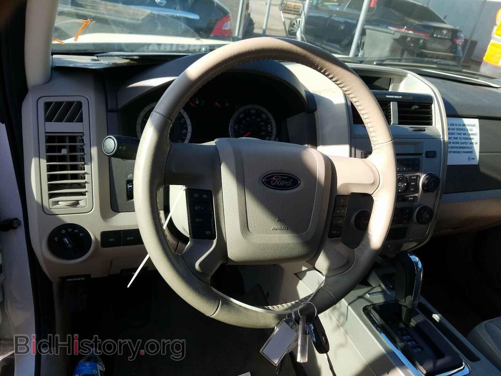 2011 FORD ESCAPE - VIN: 1FMCU5K35BKB48783 - Фото 10
