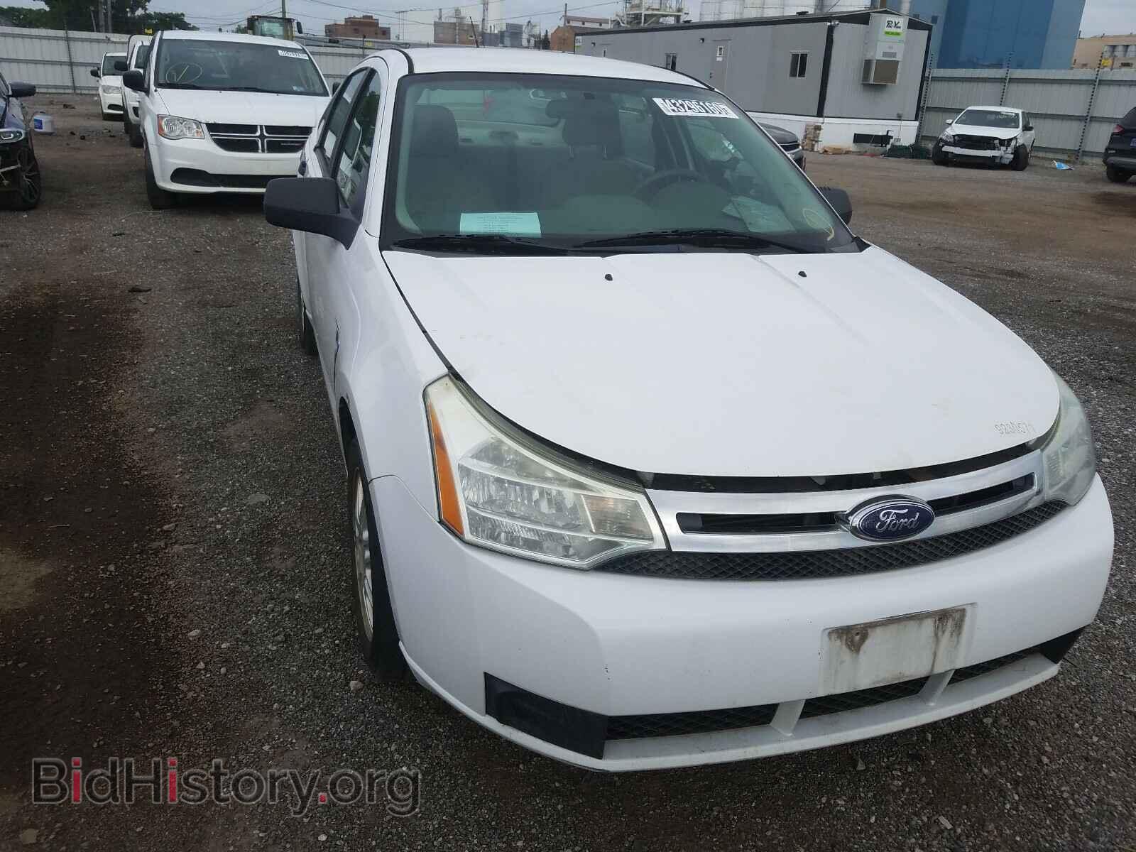 Photo 1FAHP35N88W125377 - FORD FOCUS 2008