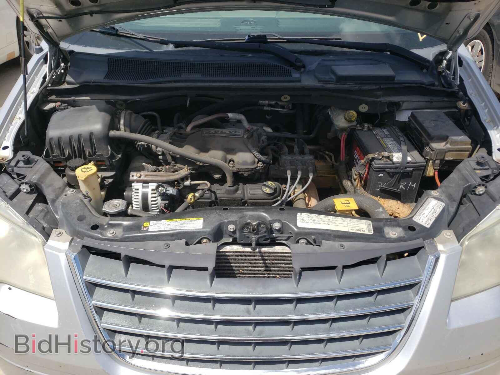 2009 CHRYSLER MINIVAN - VIN: 2A8HR541X9R529279 - Фото 7