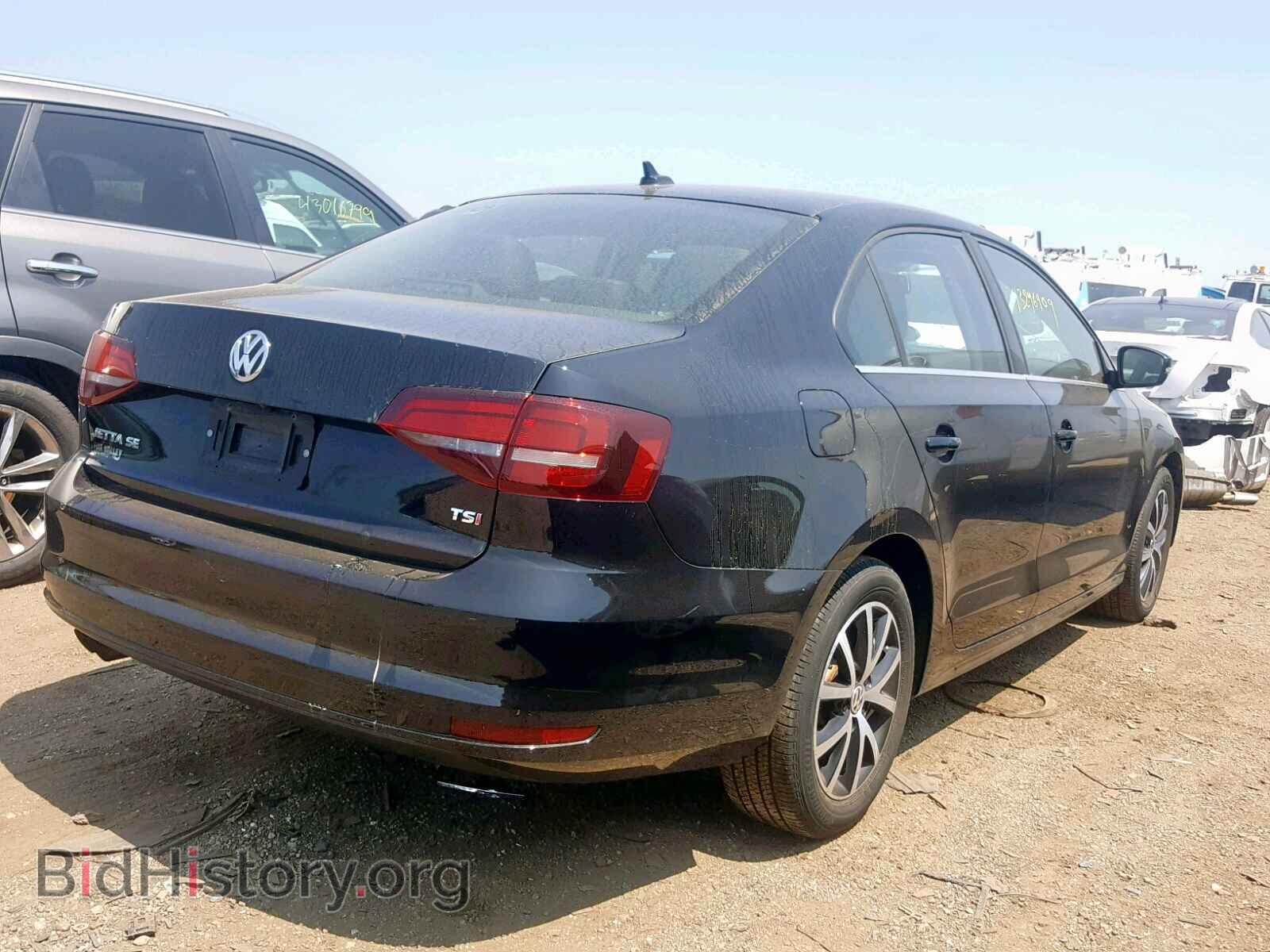2017 VOLKSWAGEN JETTA - VIN: 3VWDB7AJ3HM329535 - Фото 4