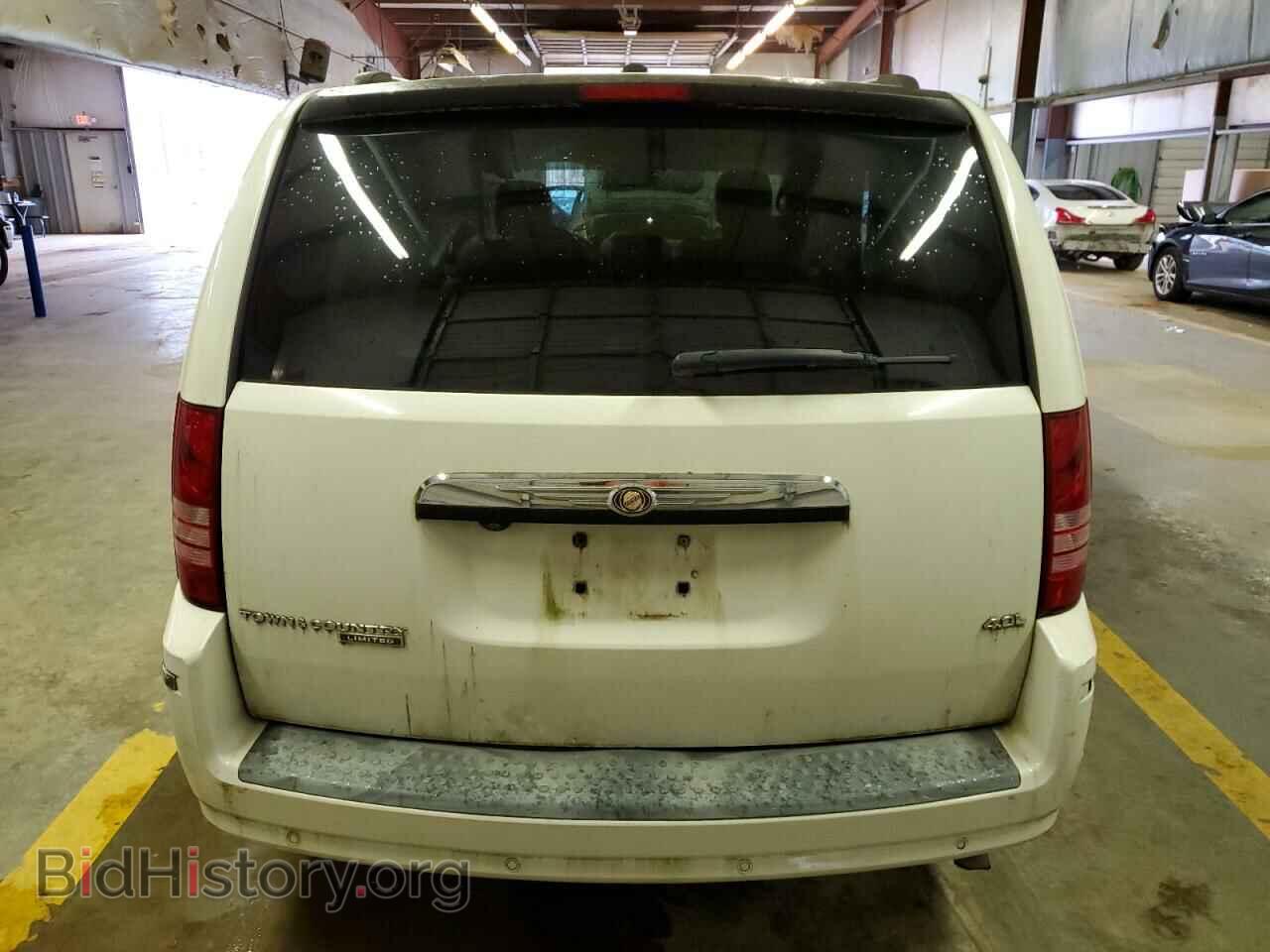 2008 CHRYSLER MINIVAN - VIN: 2A8HR64X28R827074 - Фото 6