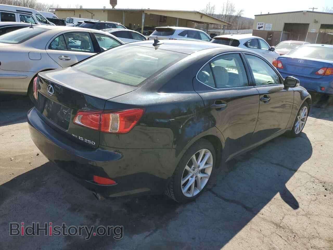 2011 LEXUS IS - VIN: JTHCF5C29B5045996 - Photo 3