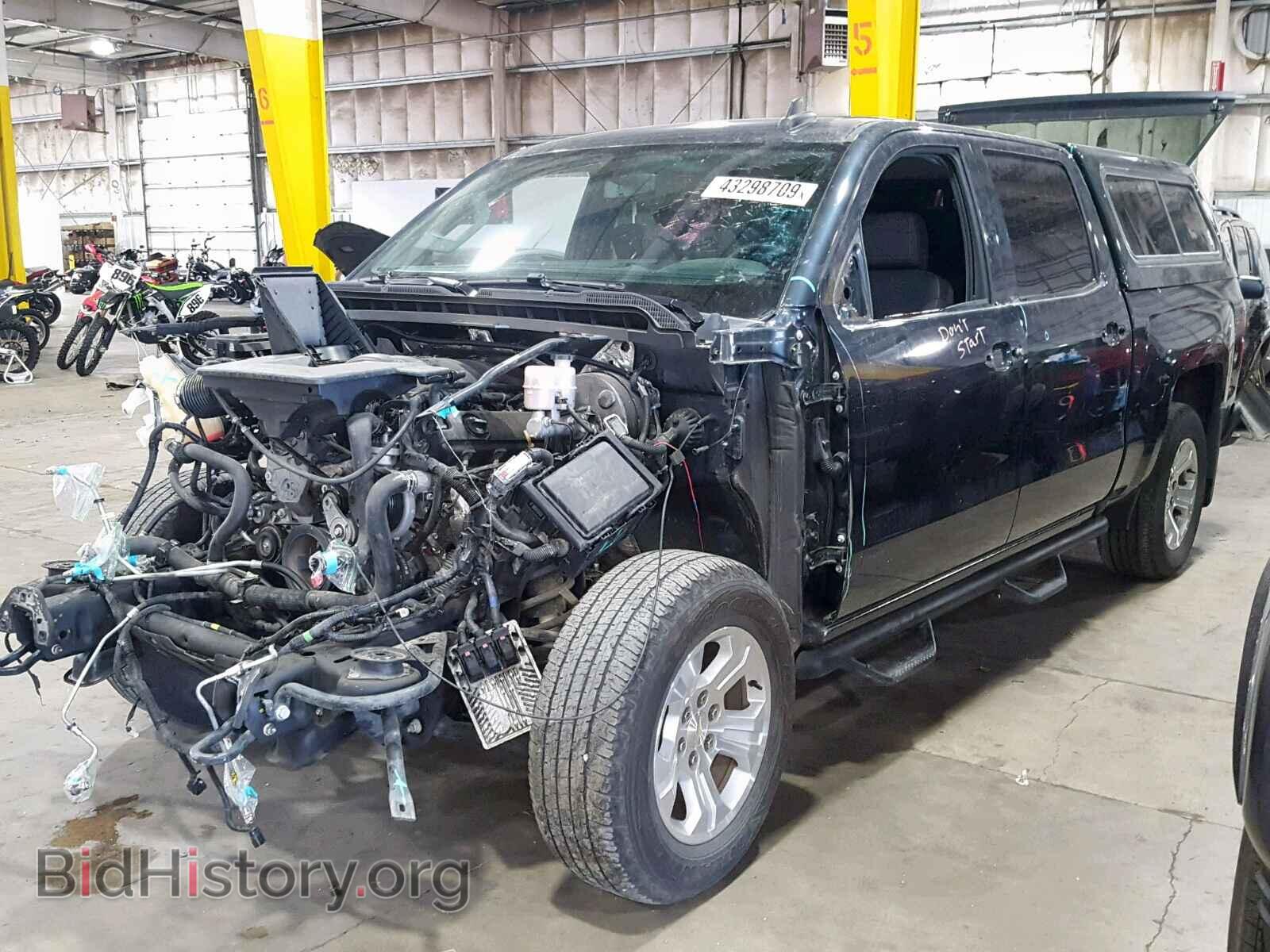 2017 CHEVROLET SILVERADO - VIN: 3GCUKREC2HG424208 - Фото 2