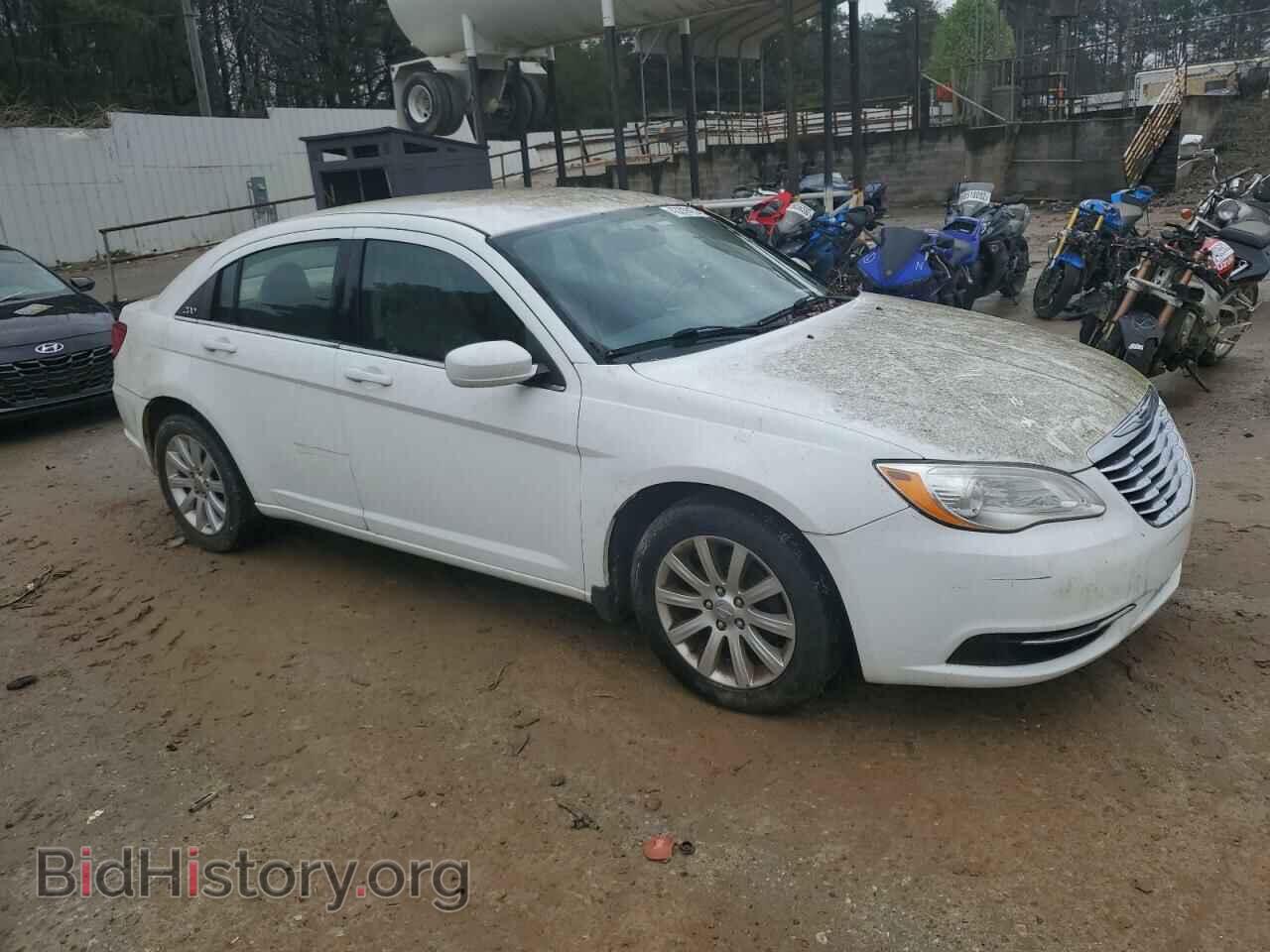 2011 CHRYSLER 200 - VIN: 1C3BC1FB1BN555211 - Фото 4