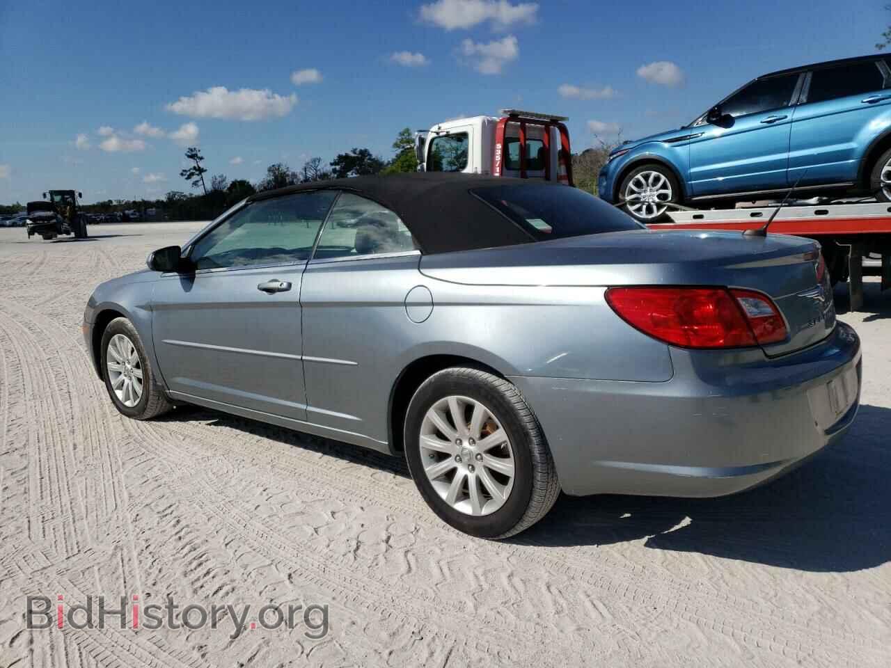 2010 CHRYSLER SEBRING - VIN: 1C3BC5ED8AN184959 - Фото 2