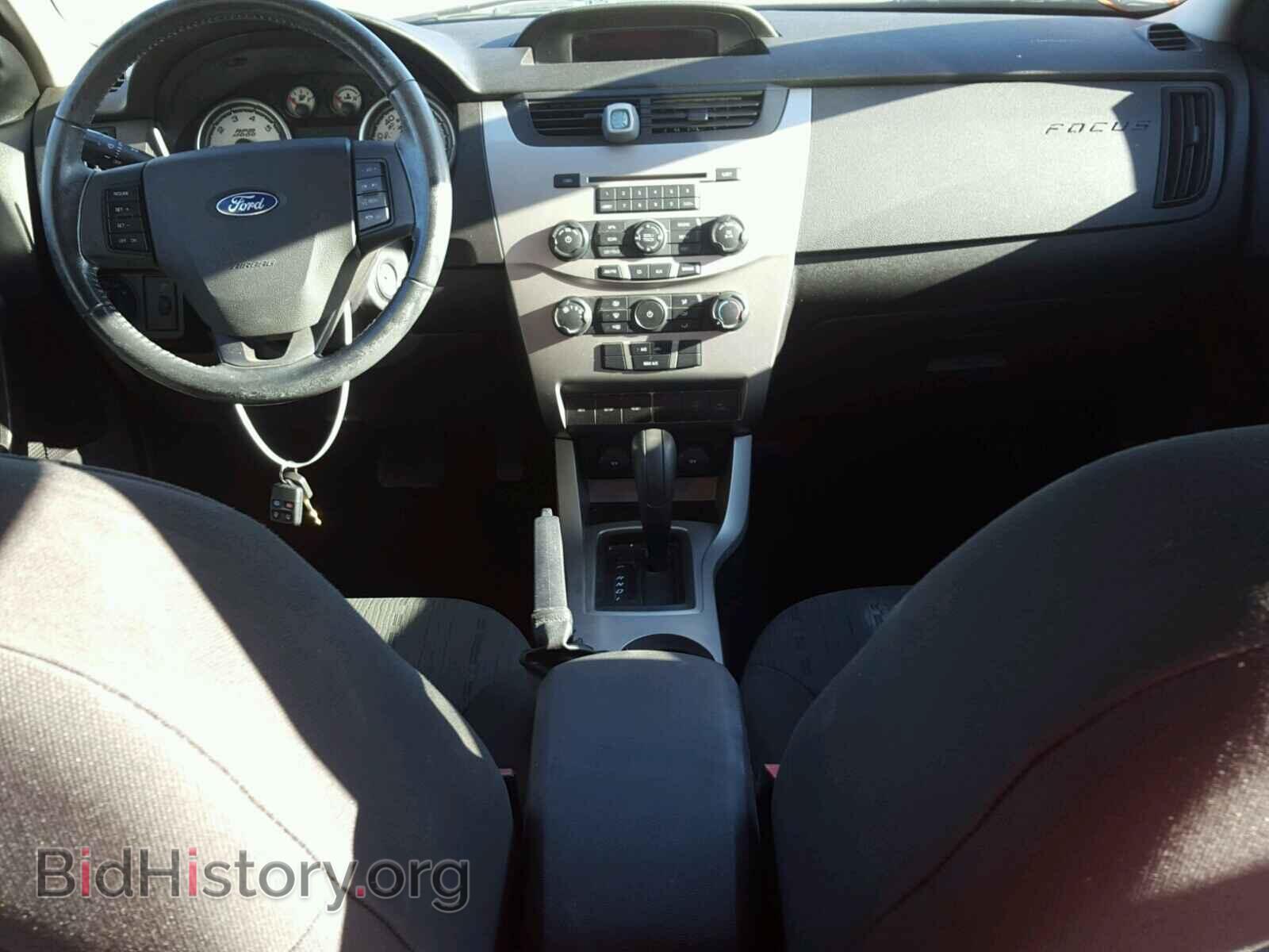 2008 FORD FOCUS - VIN: 1FAHP35N18W259082 - Фото 9