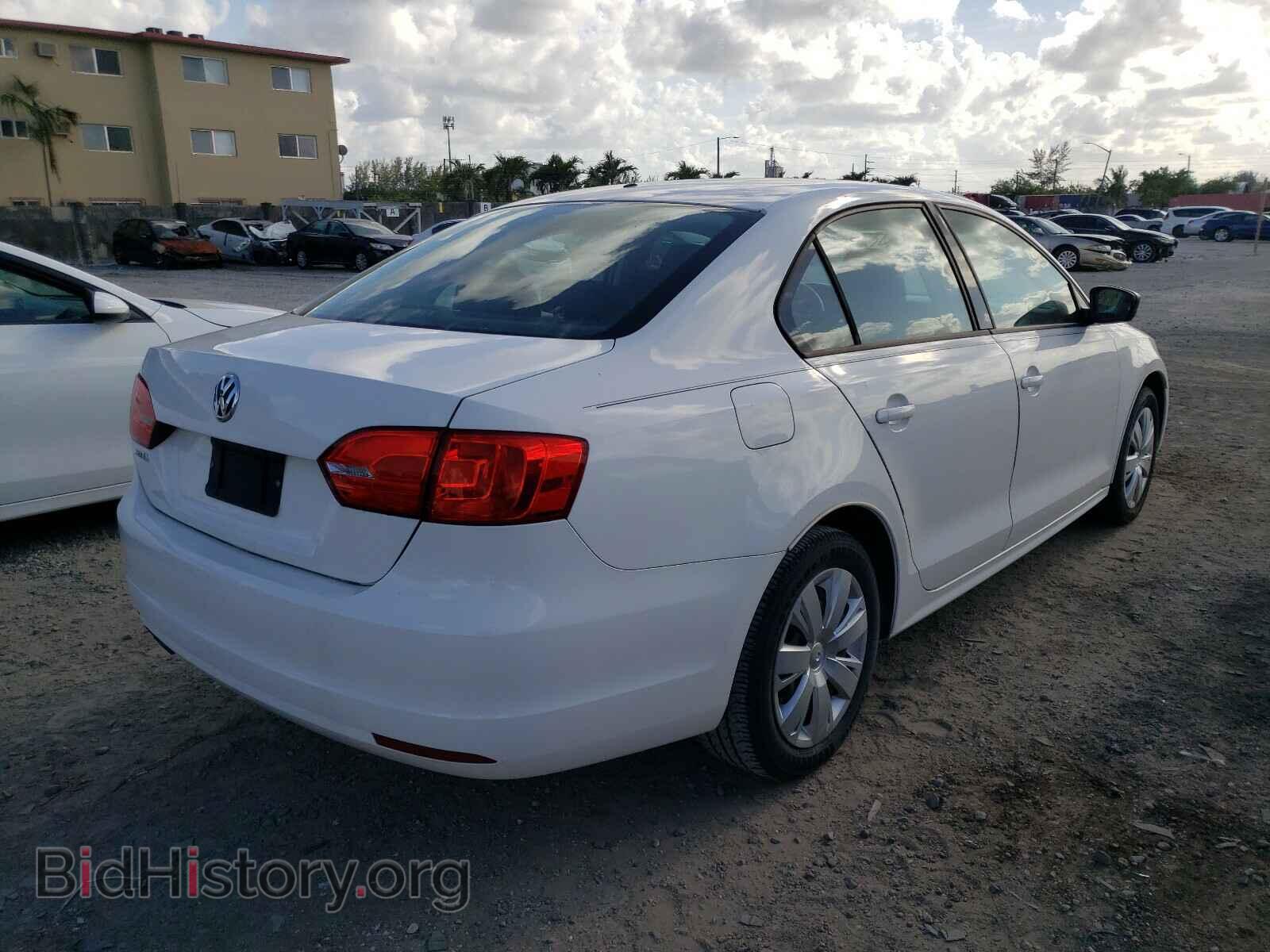 2011 VOLKSWAGEN JETTA - VIN: 3VW2K7AJ8BM358334 - Фото 4
