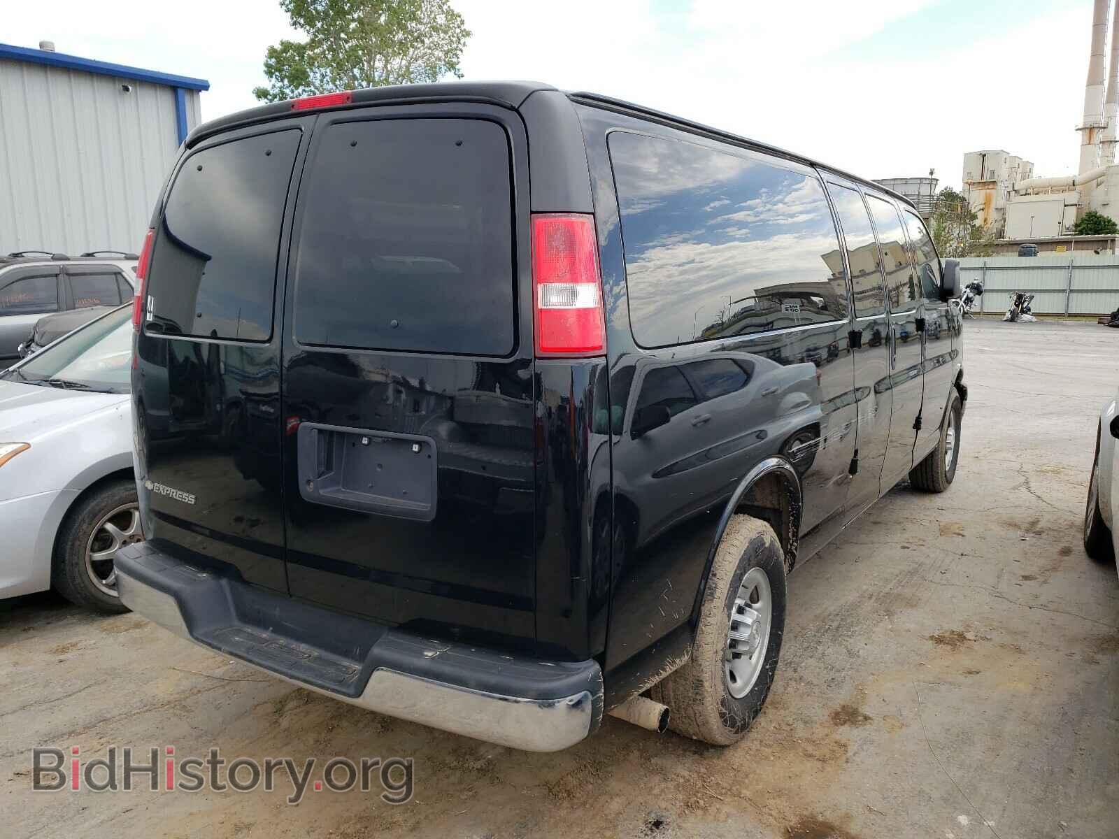 2017 CHEVROLET EXPRESS - VIN: 1GAZGNFF3H1234451 - Фото 4