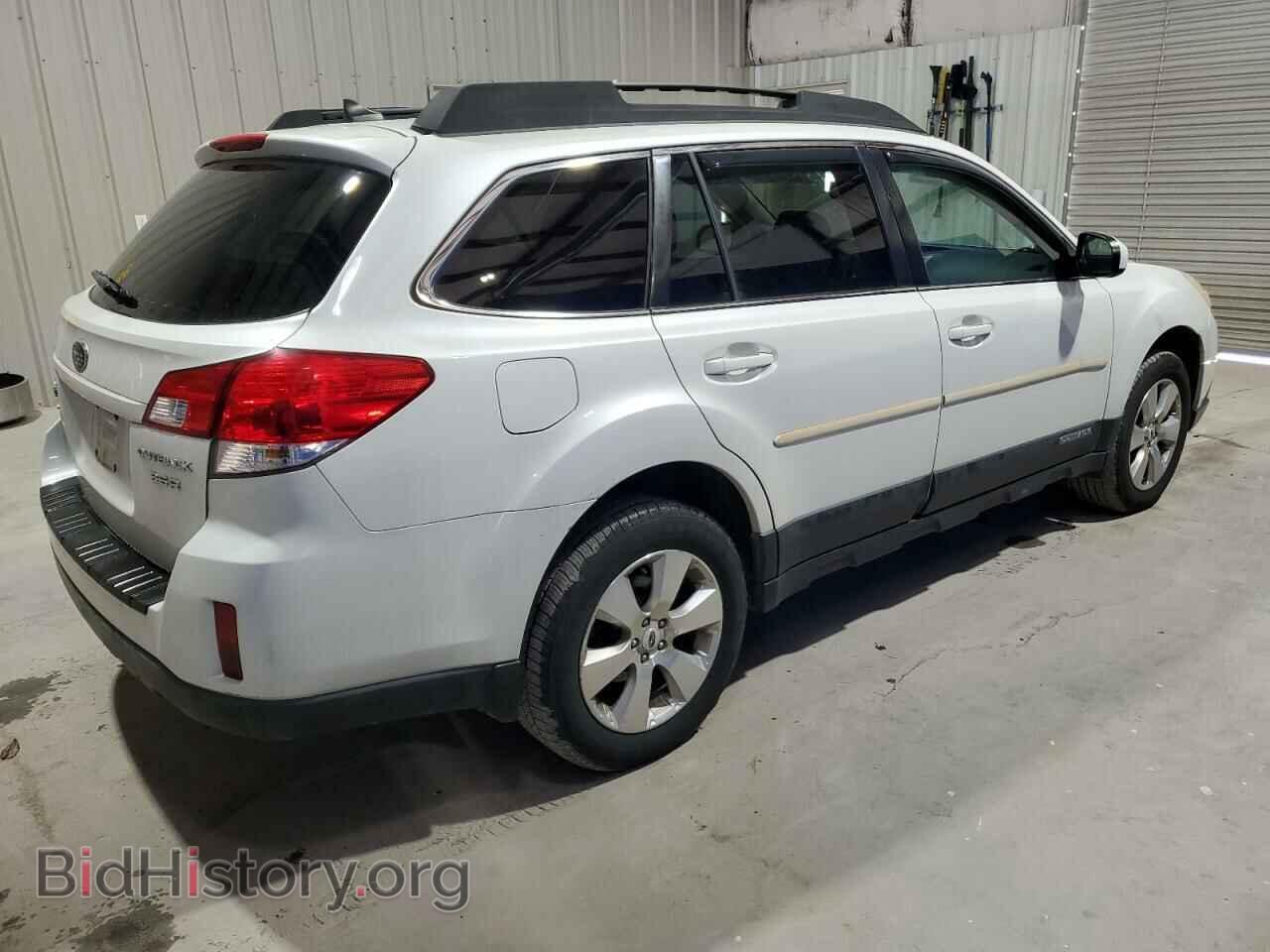 2011 SUBARU OUTBACK - VIN: 4S4BRDKC7B2435064 - Фото 3