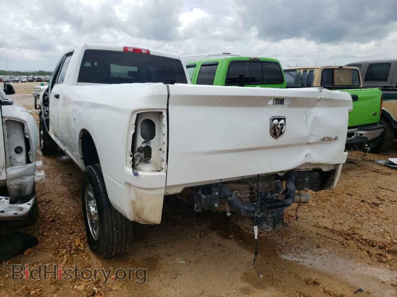 2017 RAM 2500 - VIN: 3C6UR5HL0HG720416 - Photo 3