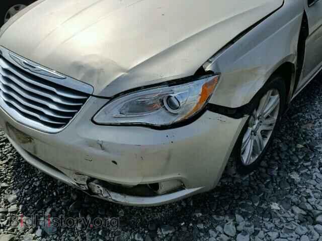 2013 CHRYSLER 200 - VIN: 1C3CCBAB2DN761478 - Фото 9