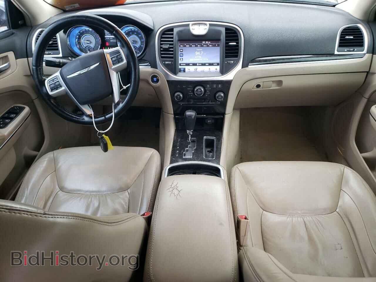 2011 CHRYSLER 300 - VIN: 2C3CA5CG1BH592429 - Фото 8