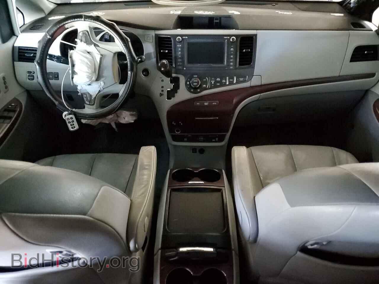2011 TOYOTA All Models - VIN: 5TDDK3DC4BS006434 - Фото 8