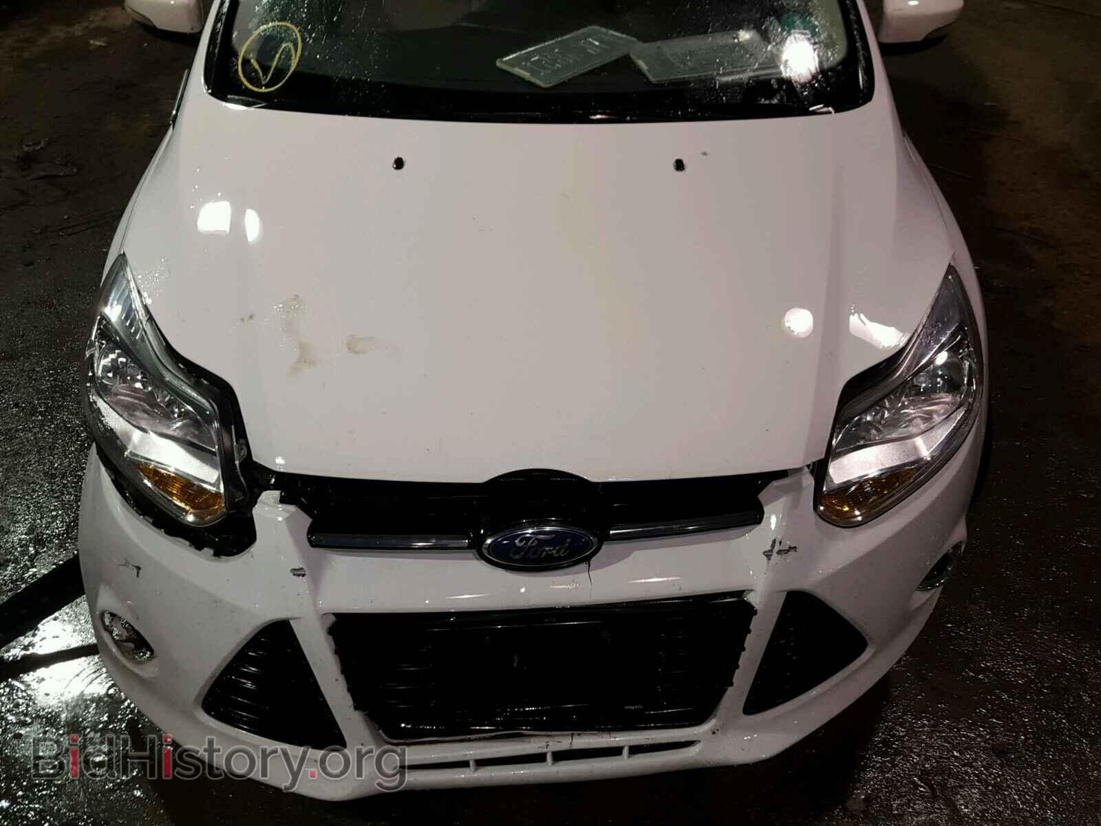 2012 Ford FOCUS (VIN 1FAHP3M27CL404563) — фото 7 из 10
