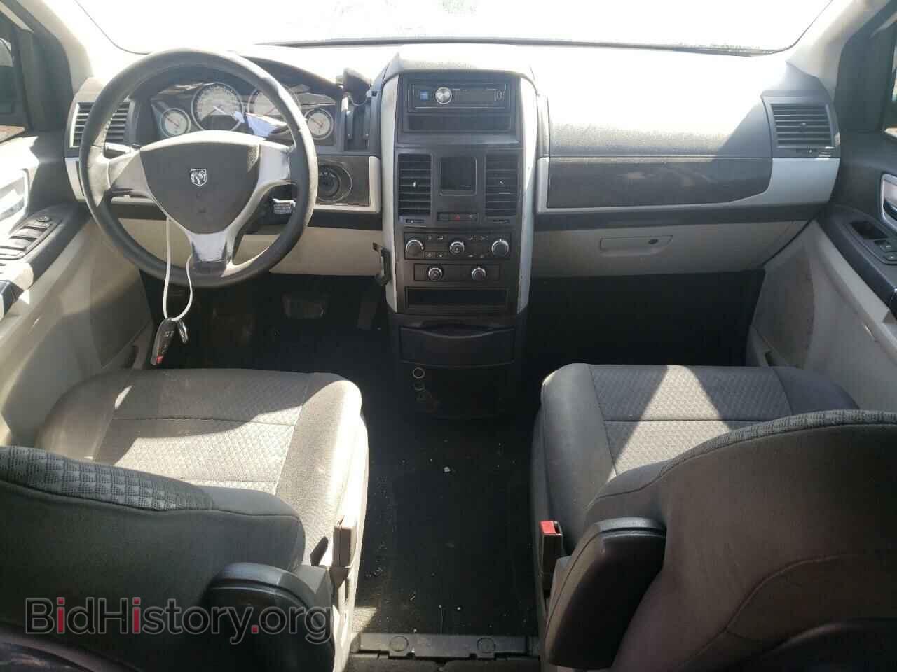 2010 DODGE CARAVAN - VIN: 2D4RN5D15AR154979 - Фото 8