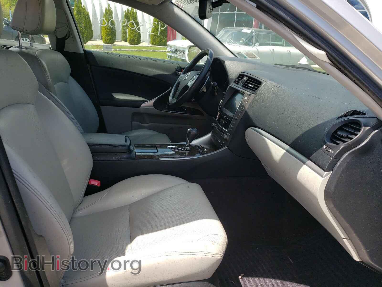2011 LEXUS IS - VIN: JTHCF5C25B5047583 - Фото 5
