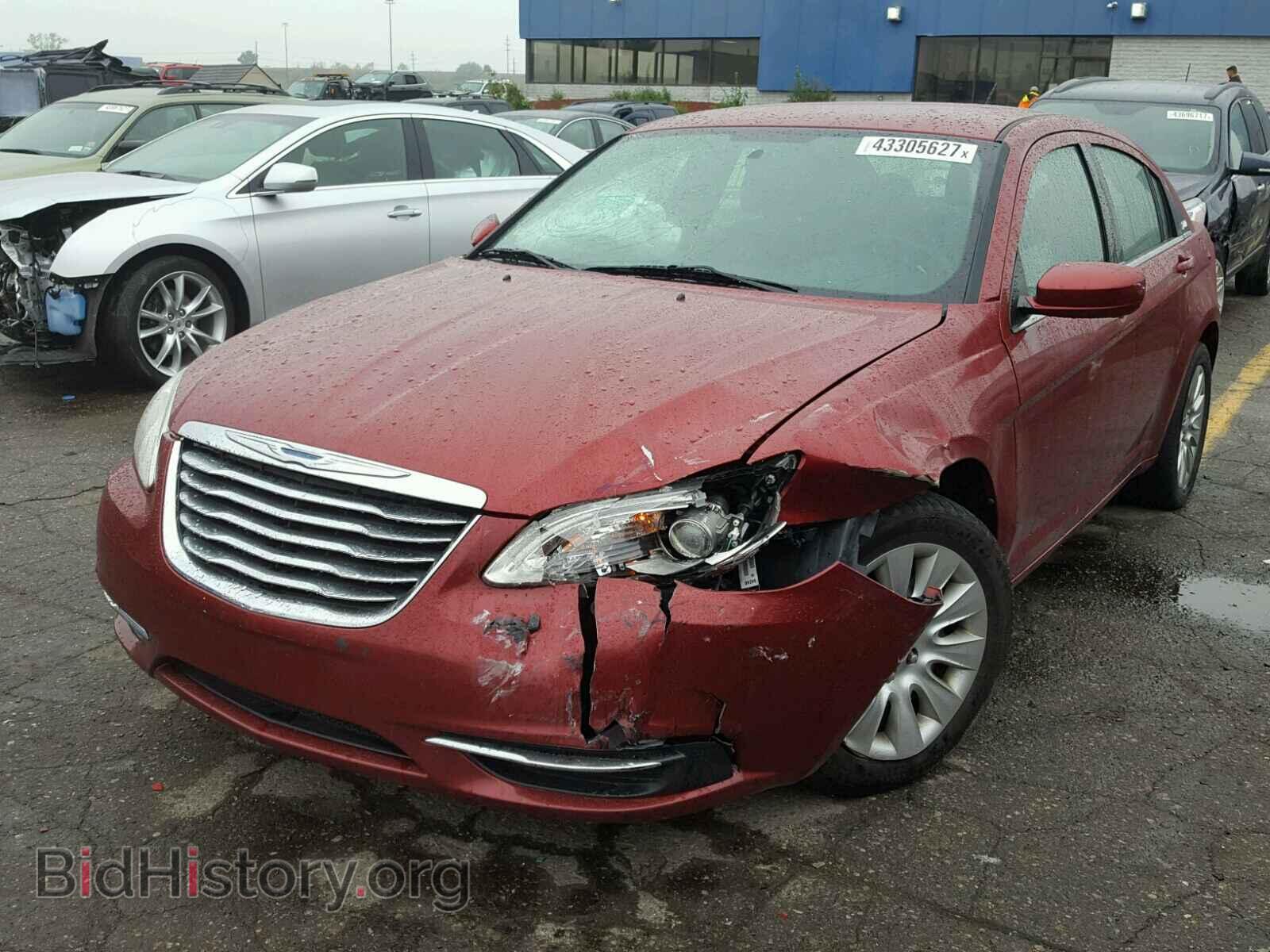 2013 CHRYSLER 200 - VIN: 1C3CCBAB5DN641643 - Фото 2