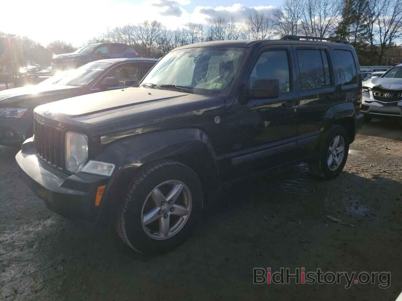 Фотография 1J8GN28K79W542250 - JEEP LIBERTY 2009