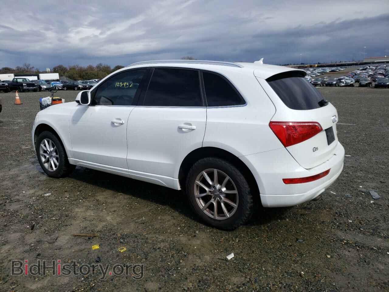 2011 AUDI Q5 - VIN: WA1CFAFP7BA051945 - Фото 2