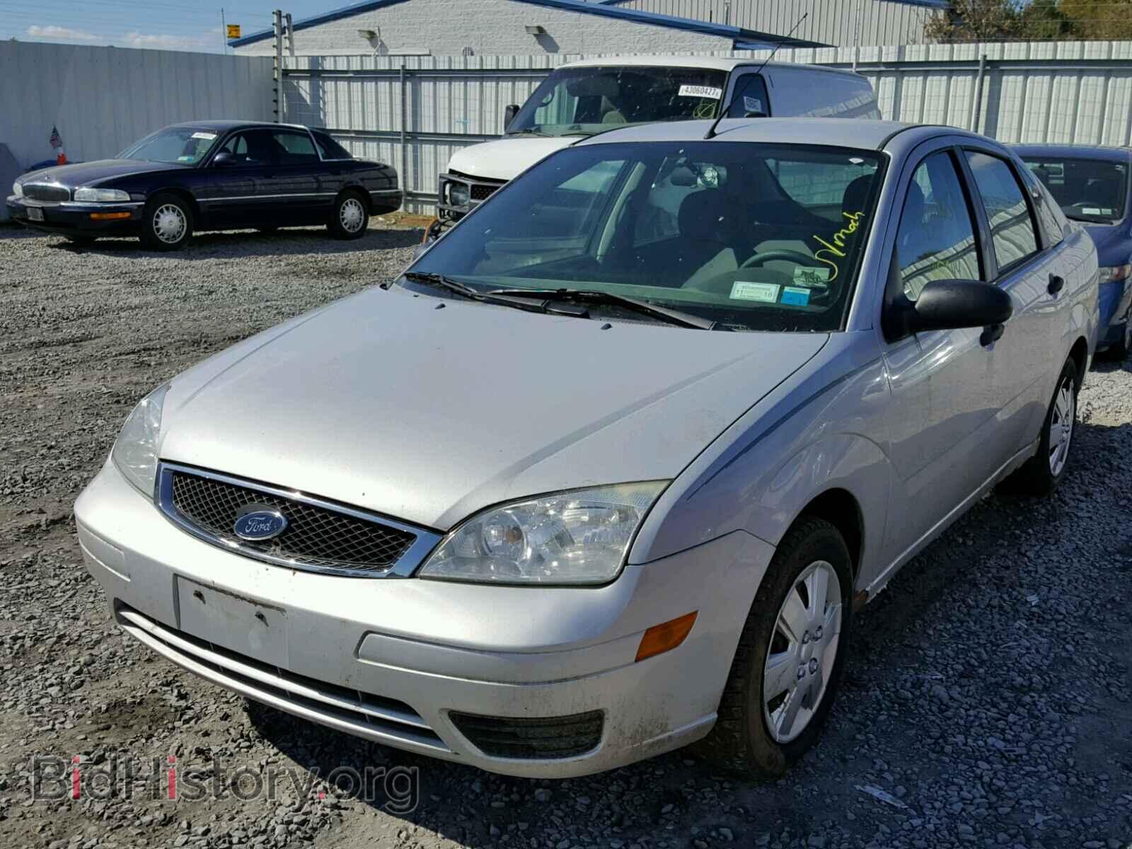 2007 FORD FOCUS - VIN: 1FAFP34N17W242614 - Фото 2