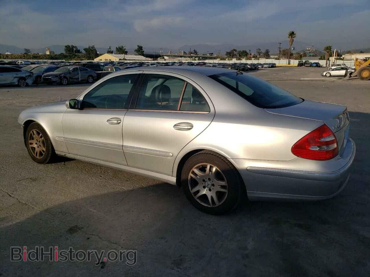 2006 MERCEDES-BENZ E-CLASS - VIN: WDBUF56JX6A858381 - Фото 2