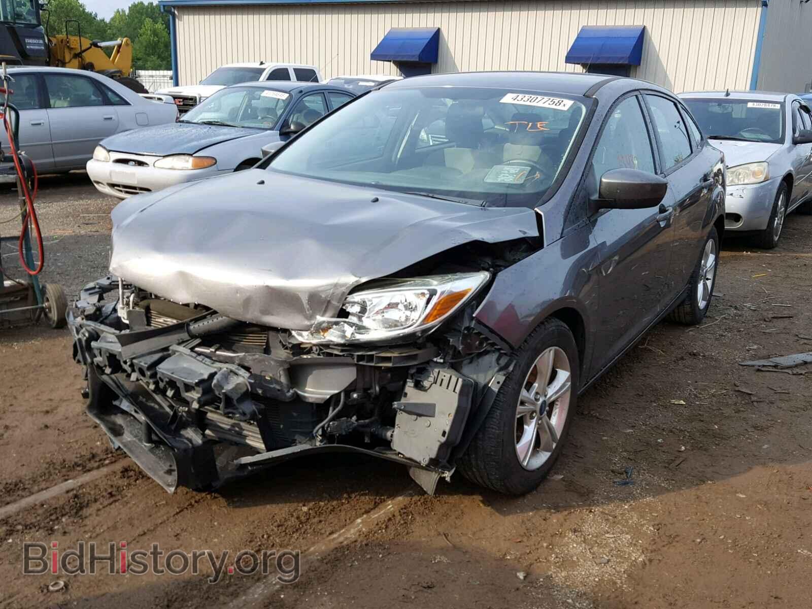 2012 Ford FOCUS (VIN 1FAHP3F21CL188089) — photo 2 of 10